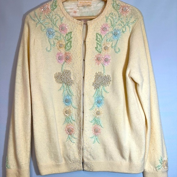 Vintage 1960’s Women’s Size L Angora Wool Beaded Floral Sweater Cardigan Lined - Picture 8 of 16